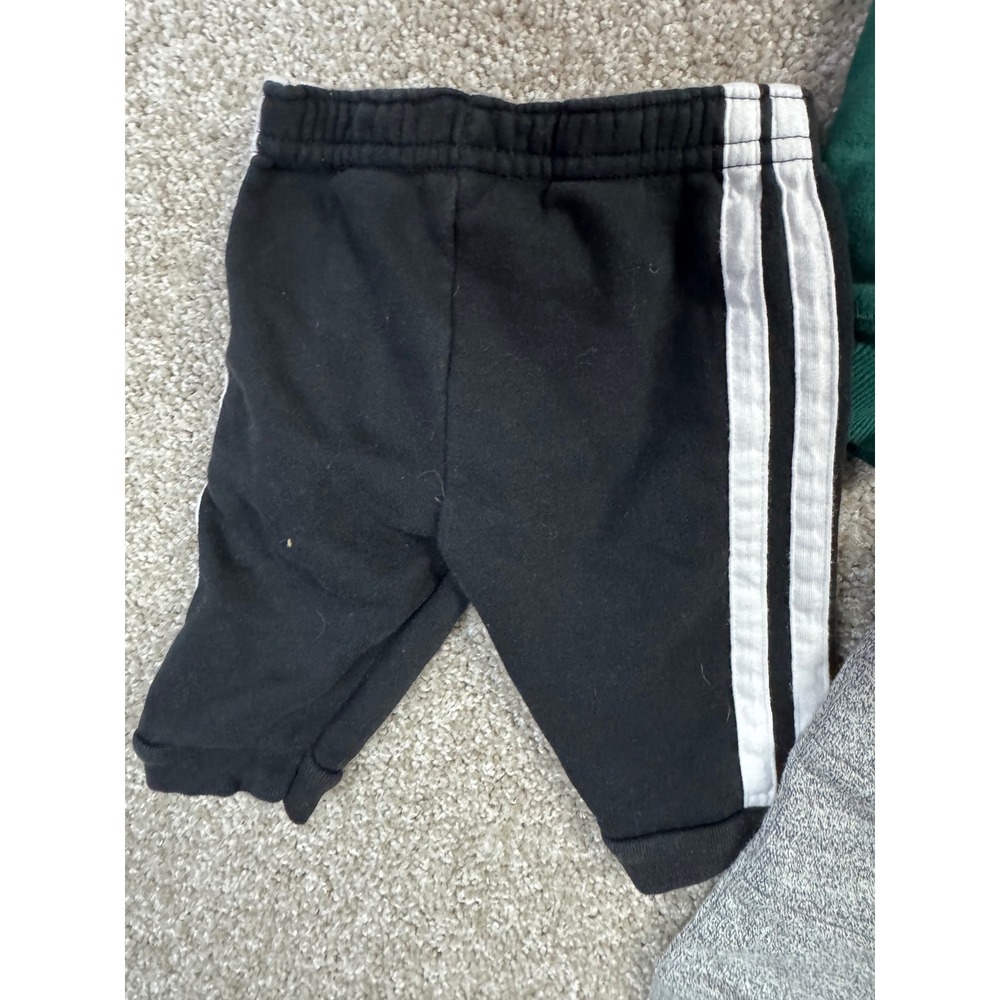 0-3 Month Lot of 4 pants - Picture 3 of 9